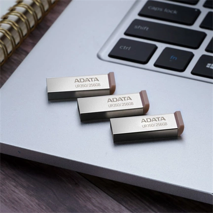 ADATA UR350 USB 3.2 Gen1 Type-A 128GB fekete