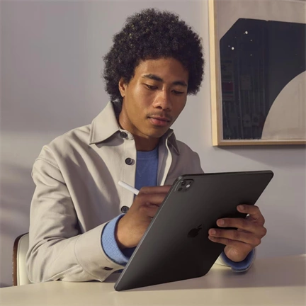 Apple iPad Pro (2024) 11" 2TB Wi-Fi + Cellular nanotexturált üveg asztrofekete