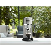 DeLonghi DEDICA style EC685M eszpresszó kávéfőző