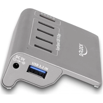 Delock 64182 USB 10Gbps hub 4db Type-A és 1db Type-A gyorstöltő porttal, tápegység mellékelve