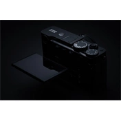Fujifilm X-E5 + XF 23mm f/2.8 R WR MILC fényképezőgép KIT (fekete)