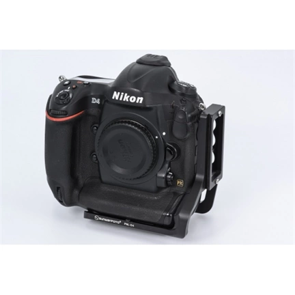Használt Nikon D4 váz sn:2018351