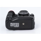 Használt Nikon D4 váz sn:2018351