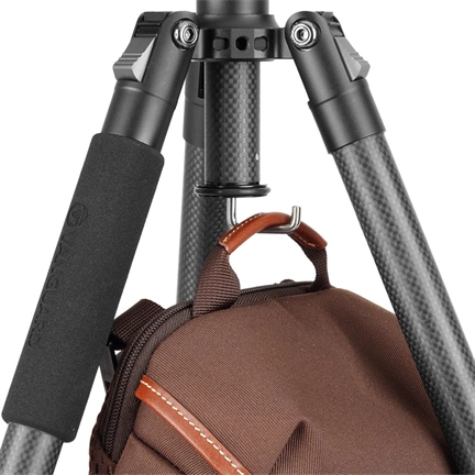 VANGUARD VESTA GO 234CV10 Karbon állvány gömbfejjel
